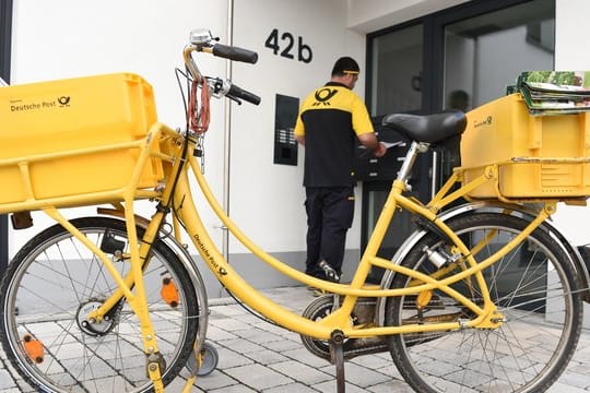 Landet im Briefkasten ein mit unbekanntem Empfänger, darf er nicht geöffnet werden.