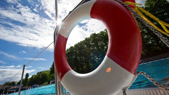 Ein Freibad in Bayern