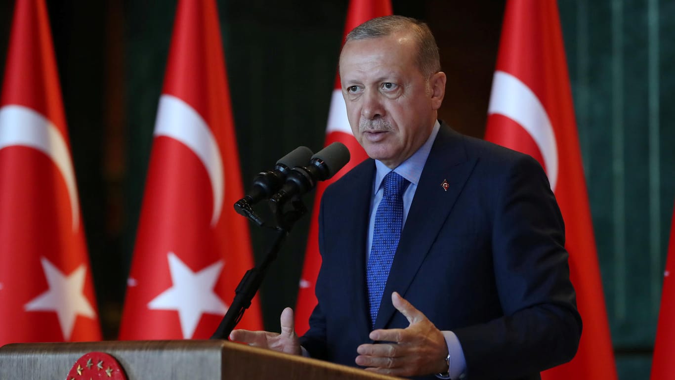 Erdogan spricht vor Botschaftern in Ankara: "Wir sind bereit, mit allem, was wir haben."
