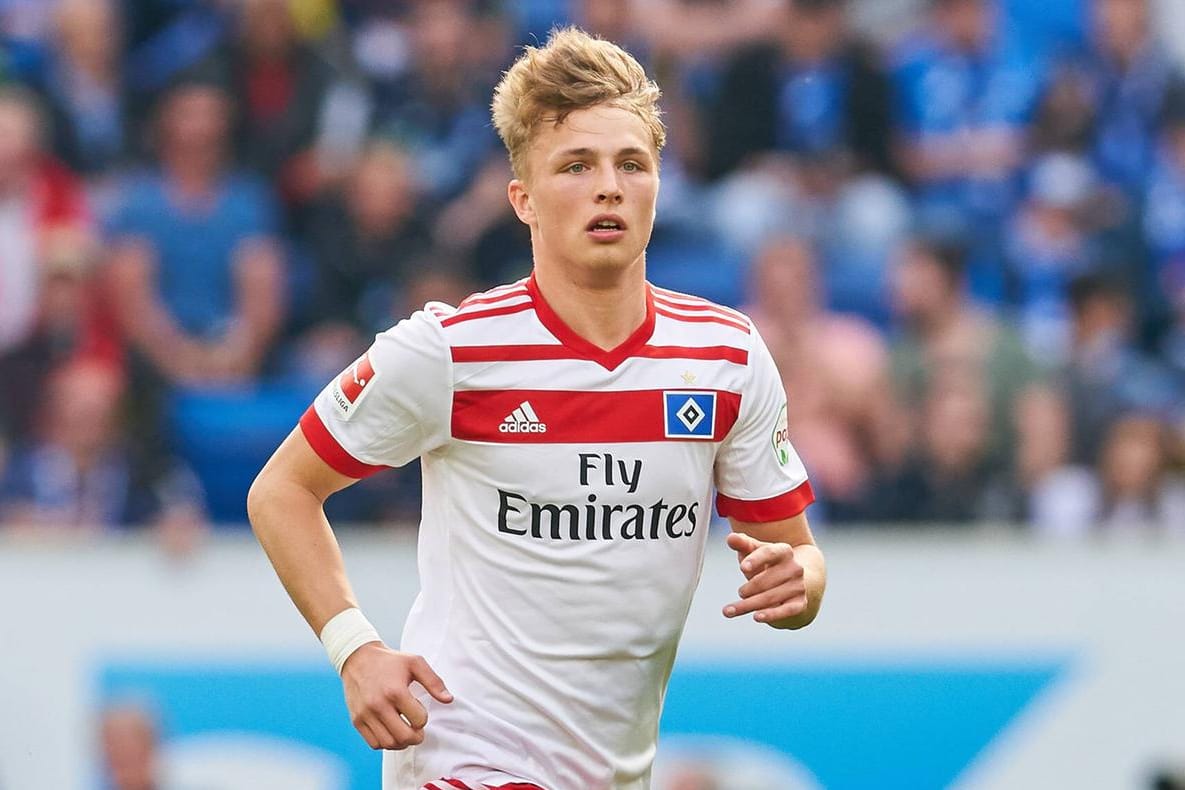 Jann-Fiete Arp: Der 18-jährige Stürmer hat schon 18 Bundesligaspiele für den HSV absolviert.
