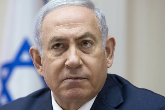 Hat den britischen Oppositionschef Corbyn für ein Gedenken an die palästinensischen Terroristen des Münchner Olympia-Attentats kritisiert: Israels Ministerpräsident Netanjahu.