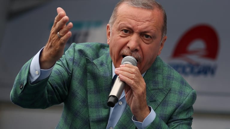 Der türkische Präsident Recep Tayyip erdogan: Geht es nach ihm, boykottiert die Türkei ab sofort iPhones und andere US-Elektronikprodukte.