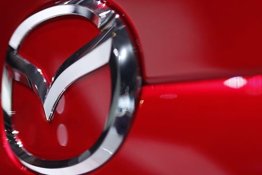 Mazda ruft allein in Deutschland 104.