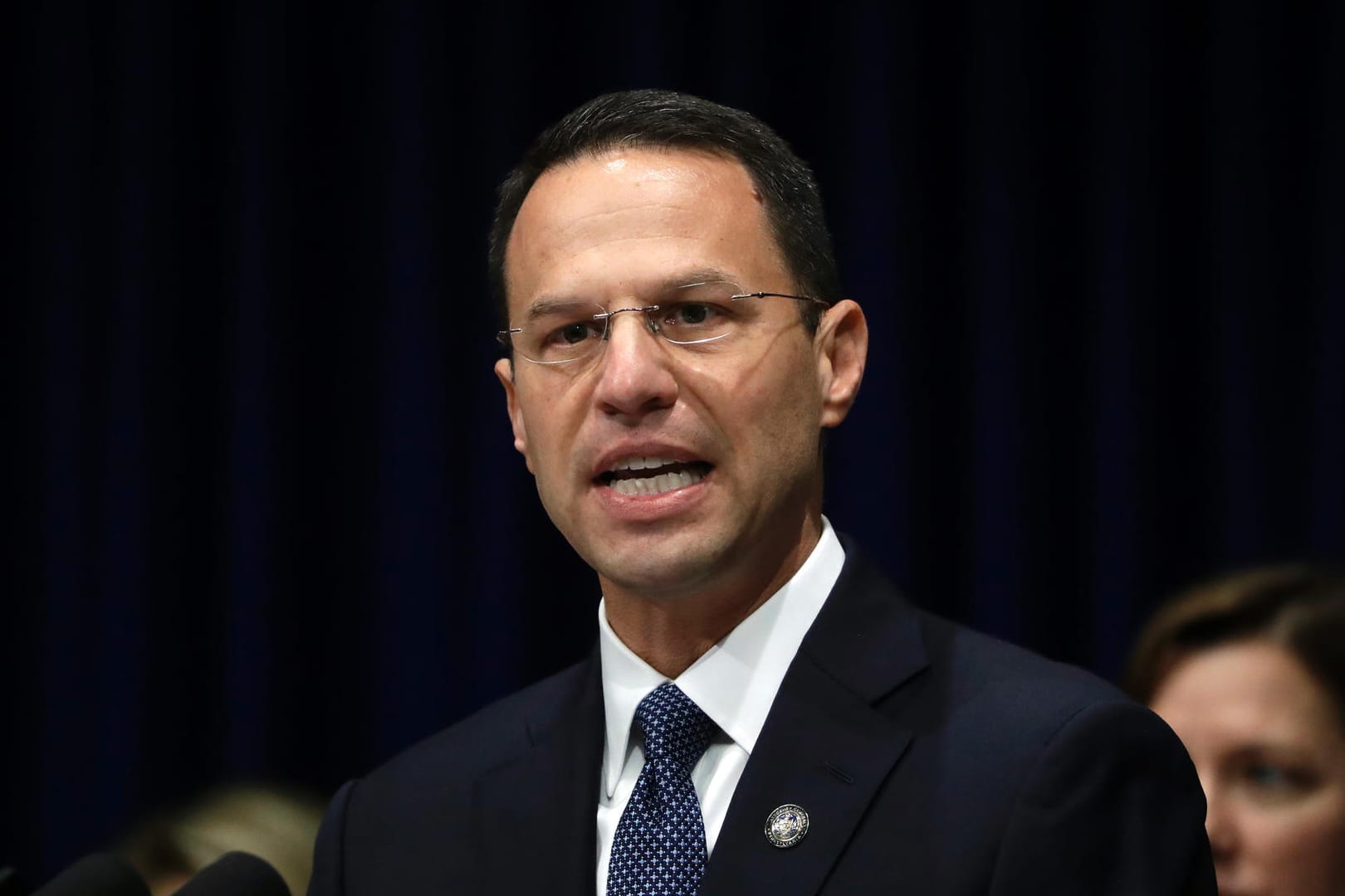 Missbrauchs-Vorwürfe an katholische Priester in Pennsylvania: Josh Shapiro: Der Generalstaatsanwalt geht von 1000 Opfern aus.