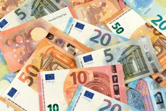 Euro-Banknoten: Der Kurs des Euro ist weiter gefallen.