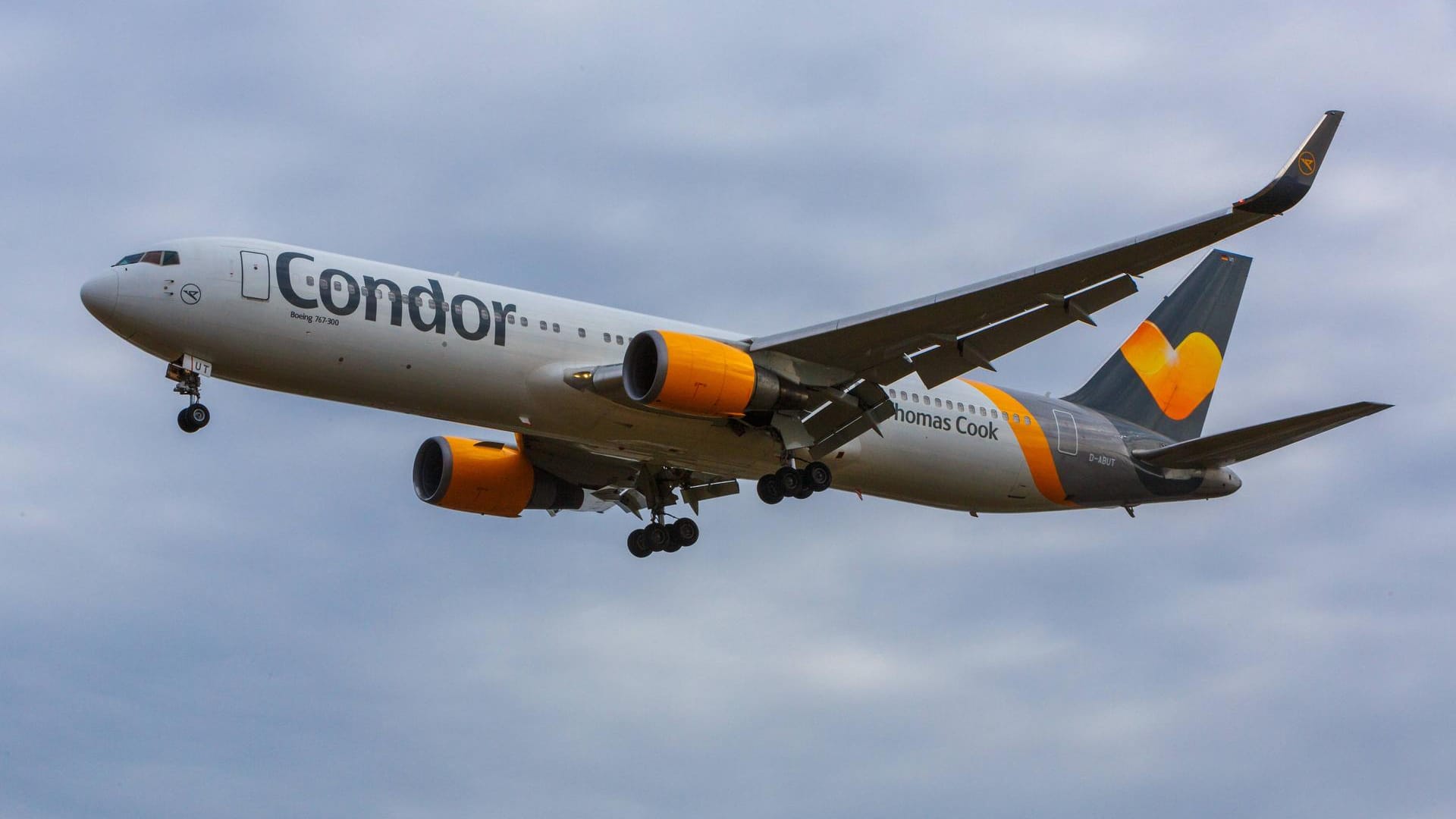 Maschine der Fluggesellschaft Condor: Ein deutscher Ferienflieger musste auf dem Heimflug aus Ägypten auf Kreta zwischenlanden.