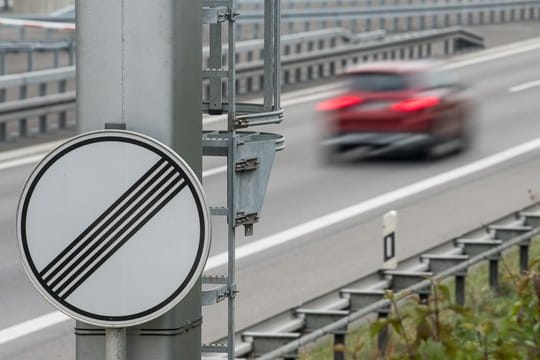 Um einen Hitzestau zu vermeiden, sollten Autos mit Turbomotoren nicht sofort ausgestellt werden.