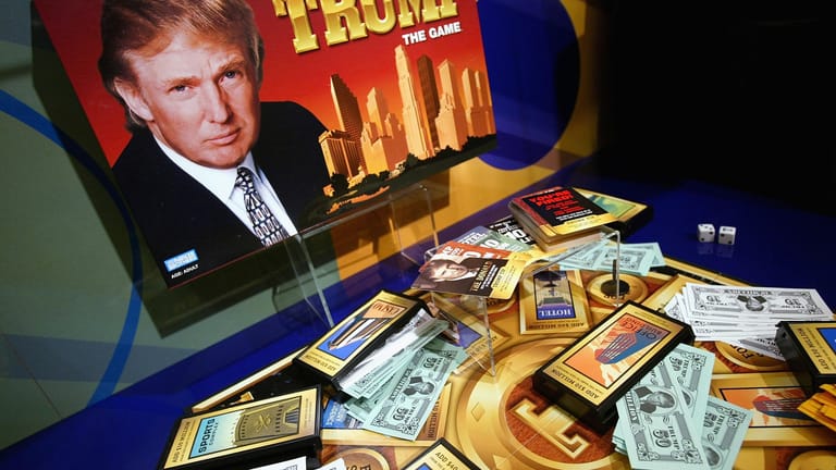 Donald Trump und seine Milliarden: Ein US-Journalist will Belege für Trumps Verbindungen zur russischen Mafia gefunden haben.