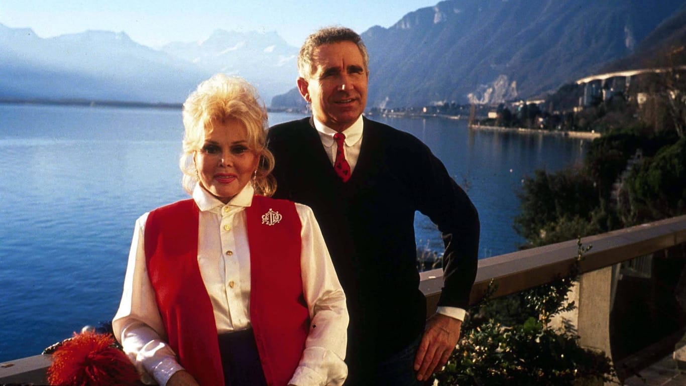 1990 in der Schweiz: Zsa Zsa Gabor und ihr Ehemann Frederic von Anhalt genossen die gemeinsame Zeit.
