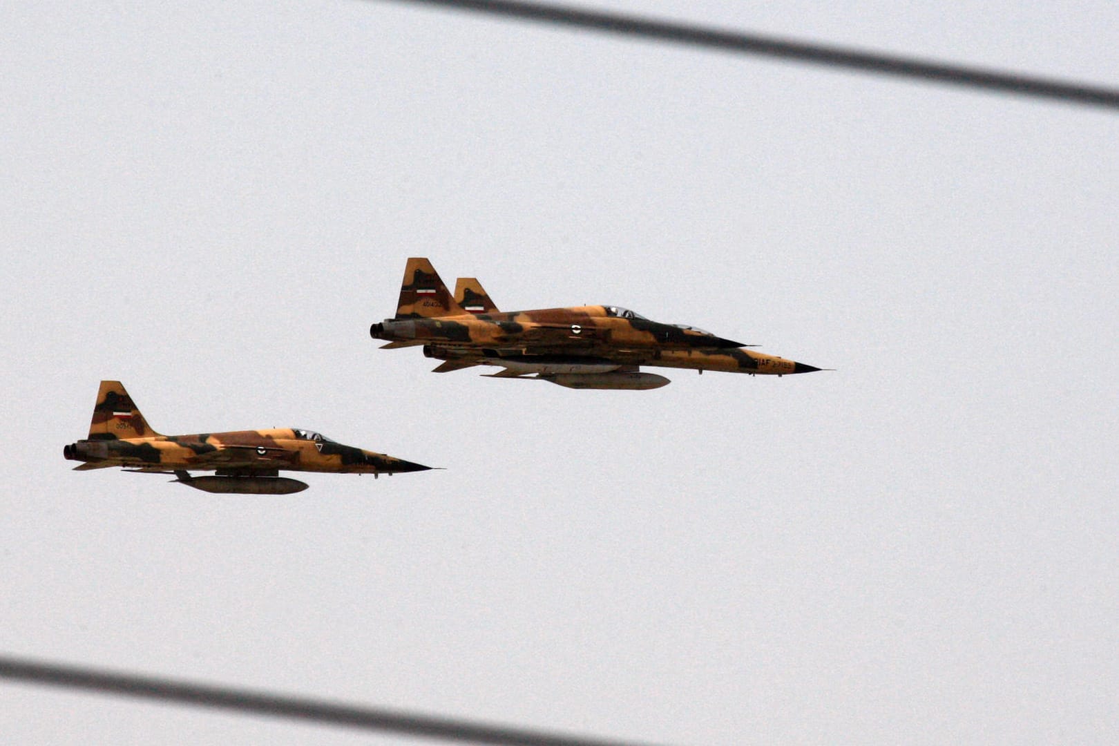 Kampjets der iranischen Luftwaffe (Symbolbild): Der Iran hat angekündigt, neue Kampfjets bauen zu wollen.