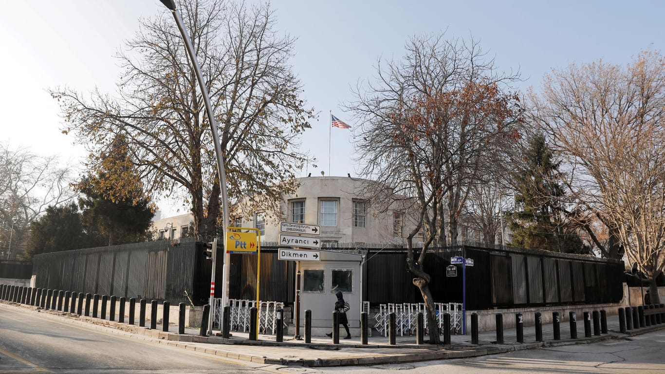 Die US-Botschaft in Ankara: Die Schüsse trafen einen Wächterposten, verletzten aber niemanden. (Archivbild)