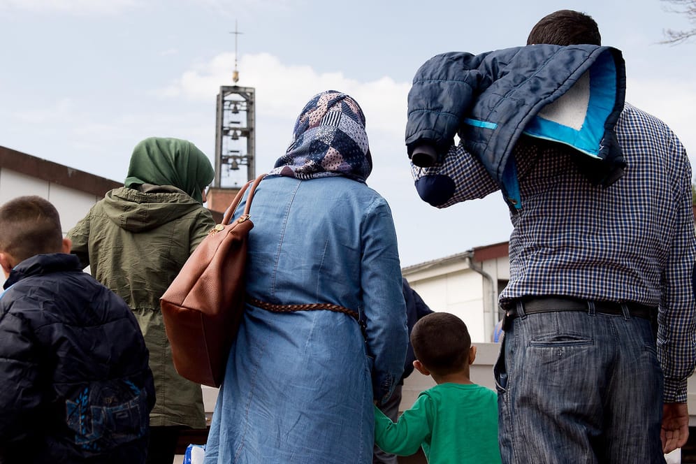 Flüchtlinge in Friedland: Die meisten Asylentscheidungen sind laut Bundesinnenministerium offenbar korrekt.