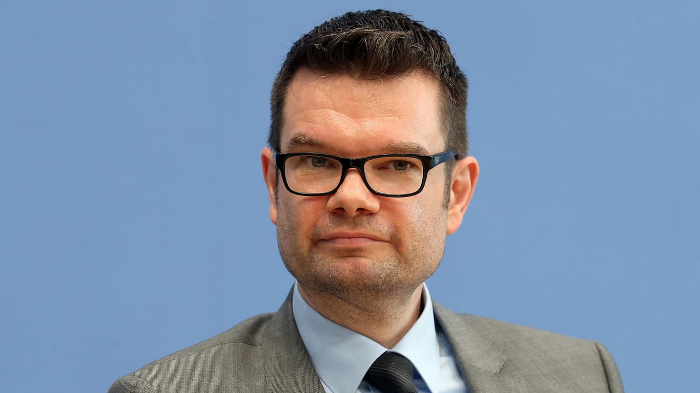 Marco Buschmann: Der Parlamentsgeschäftsführer der FDP-Bundestagsfraktion stellt die Initiative auf der Bundespressekonferenz vor.
