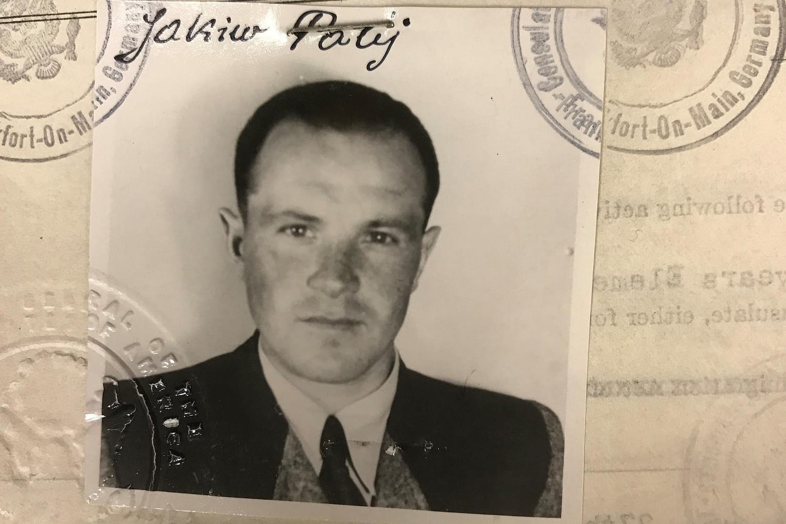 Jakiv Palij auf einem Foto von 1949 auf seinem Visum für die USA: Der frühere KZ-Wächter ist in Deutschland.