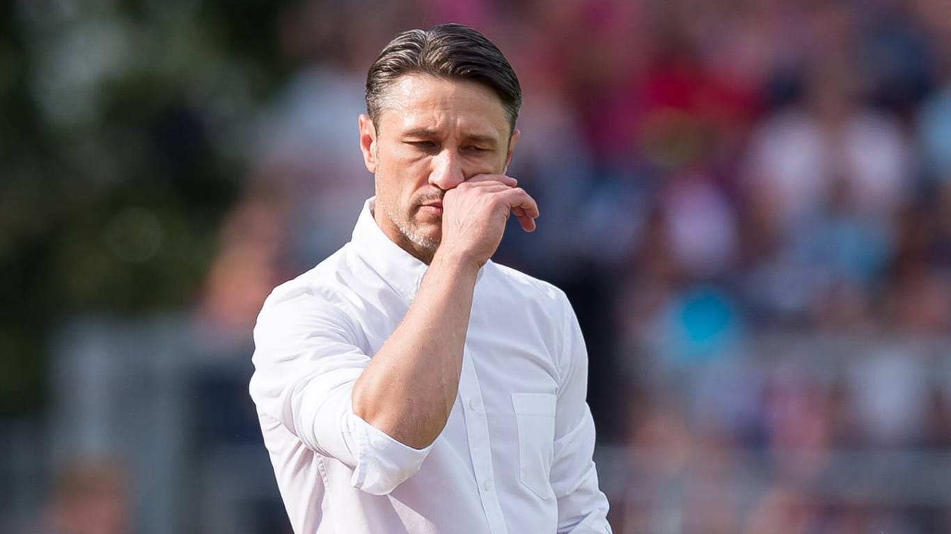 Droht ihm eine Katastrophe? Nico Kovac geht mit Bayern ohne teure Neuverpflichtungen in die Saison.