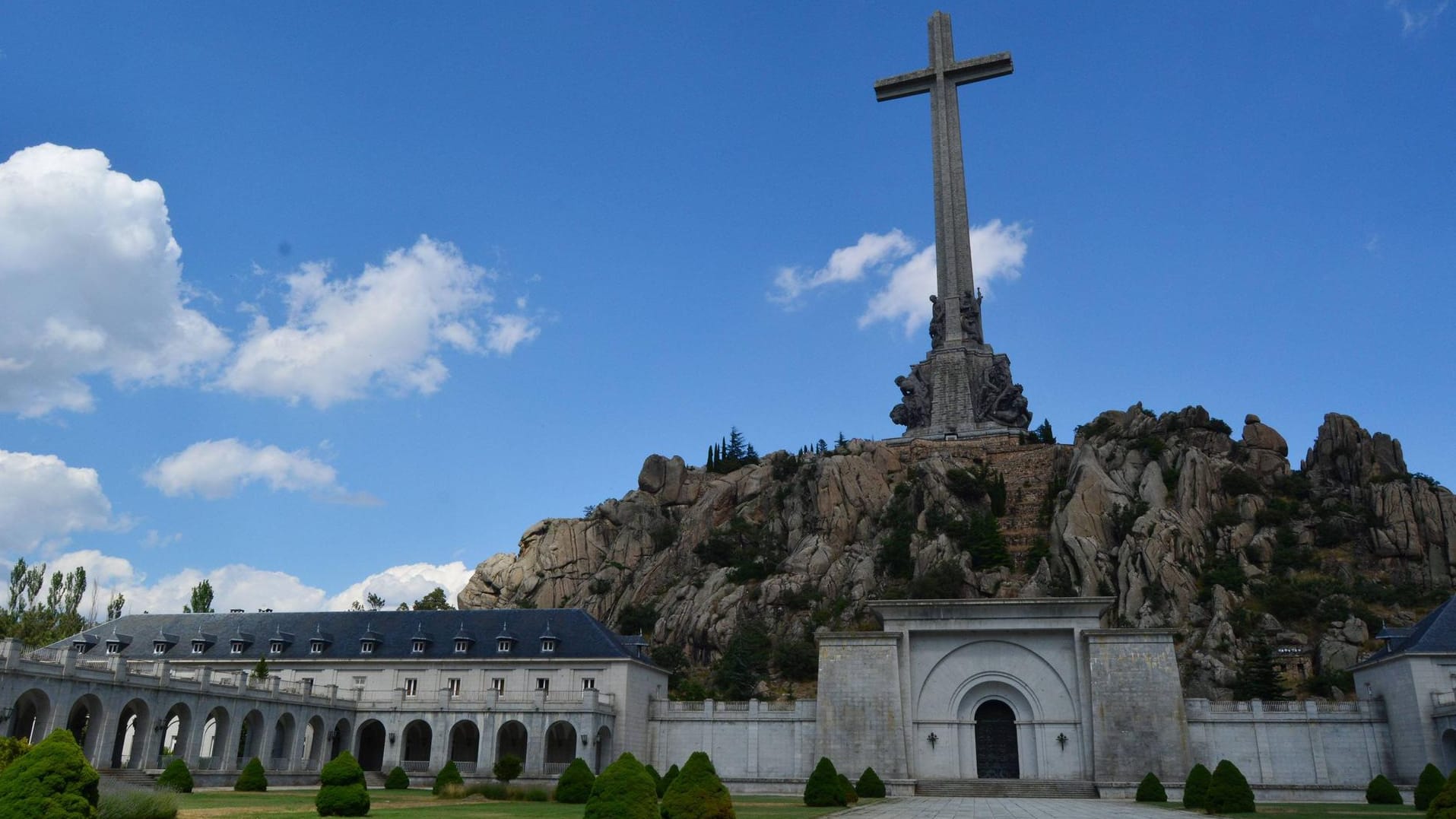 Das Tal der Gefallenen: Hier soll die Leiche des spanischen Diktators Franco ausgehoben werden.