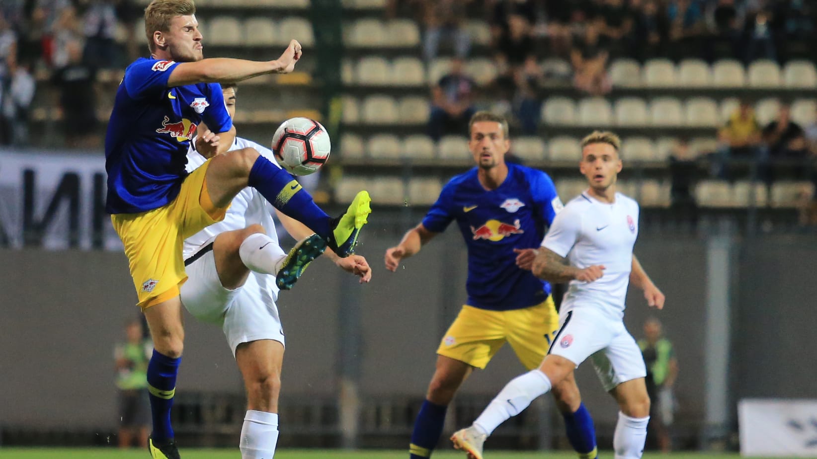 Hoch das Bein: Auch dieser Einsatz von Timo Werner änderte nichts am torlosen Remis seiner Leipziger