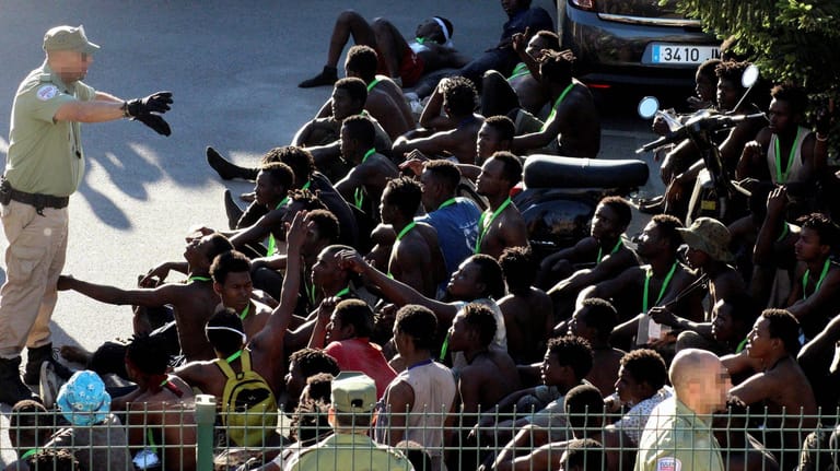 Spanische Exklave: Über das an der afrikanischen Küste gelegene Ceuta wollen viele Migranten nach Europa gelangen.