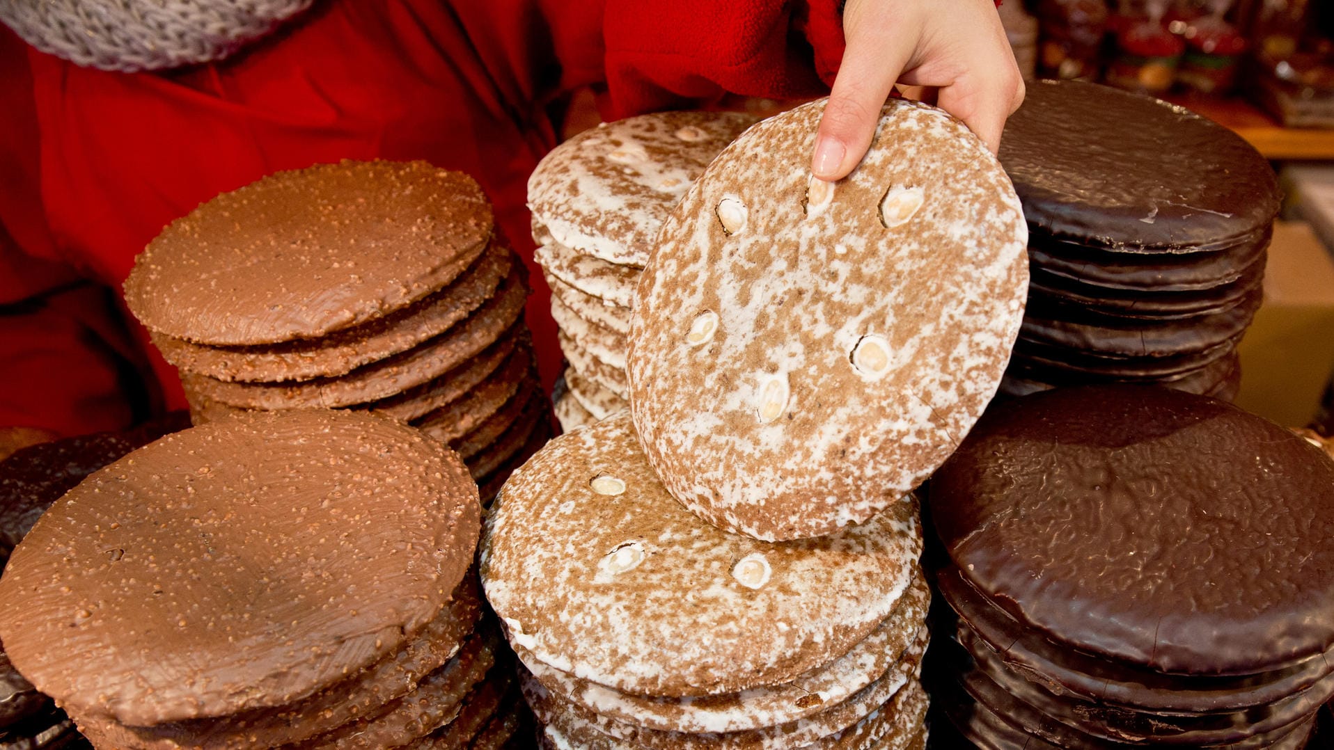 Elisen-Lebkuchen: Spätestens im Oktober steigt die Nachfrage nach Weihnachtsleckereien sprunghaft an.