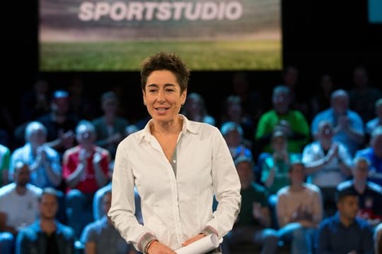 Erstmals führte Dunja Hayali am Samstag durch "Das aktuelle Sportstudio" im ZDF.