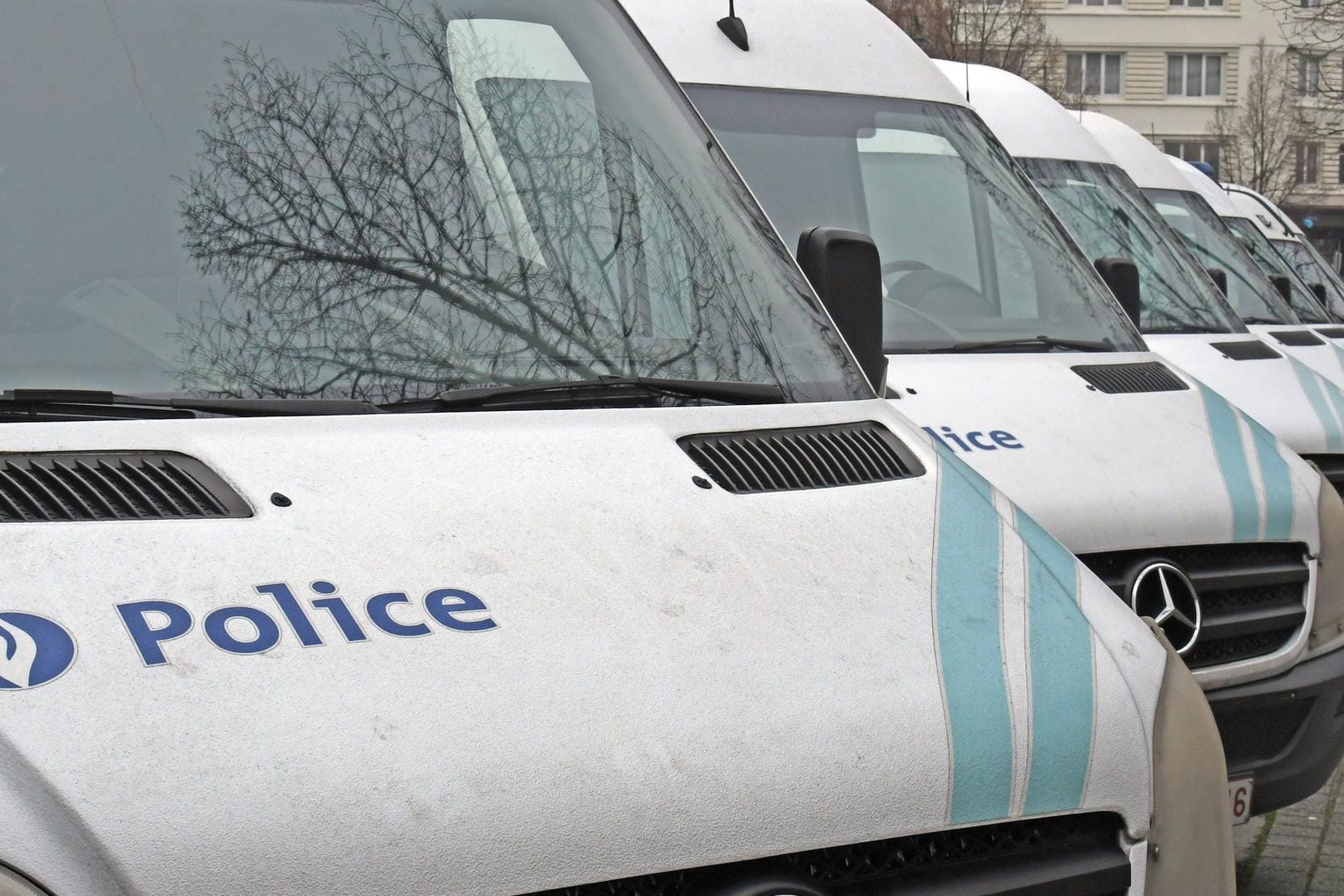 Belgische Polizei im Einsatz: Ein Polizist wurde bei einer Fahrzeugkontrolle getötet.