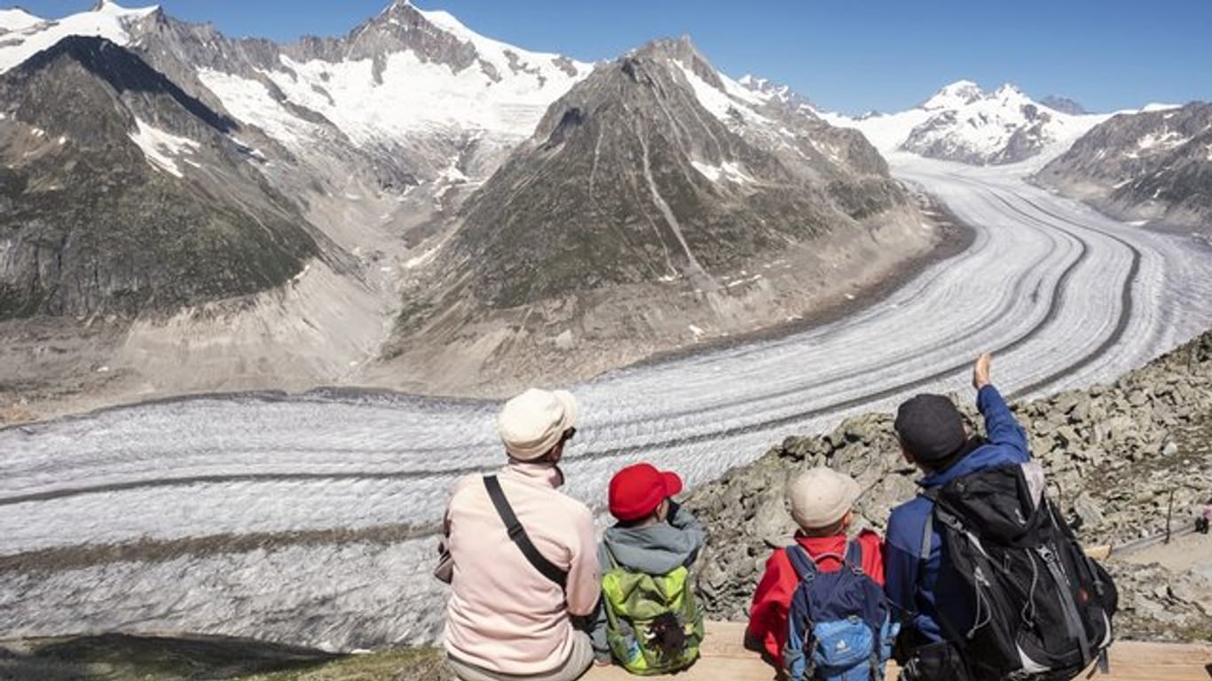 Der Große Aletschgletscher hat seit Beginn der Messungen 1870 insgesamt mehr als 3000 Meter an Länge verloren.