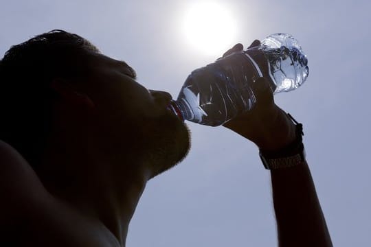 Viel trinken und eine gesunde Lebensweise: Für die Funktion der Nieren ist das sehr wichtig.