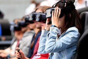 Auf der IFA in Berlin: Mit 360-Grad-Brillen durch virtuelle Welten.