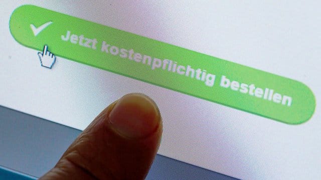 Ein seriöser Online-Shop oder eine Betrügermasche? Es gibt zahlreiche Fake-Internet-Läden, mit denen Betrüger versuchen, Verbraucher abzuzocken. Ein seriöser Online-Shop oder eine Betrügermasche? Es gibt zahlreiche Fake-Internet-Läden, mit denen Betrüger versuchen, Verbraucher abzuzocken.
