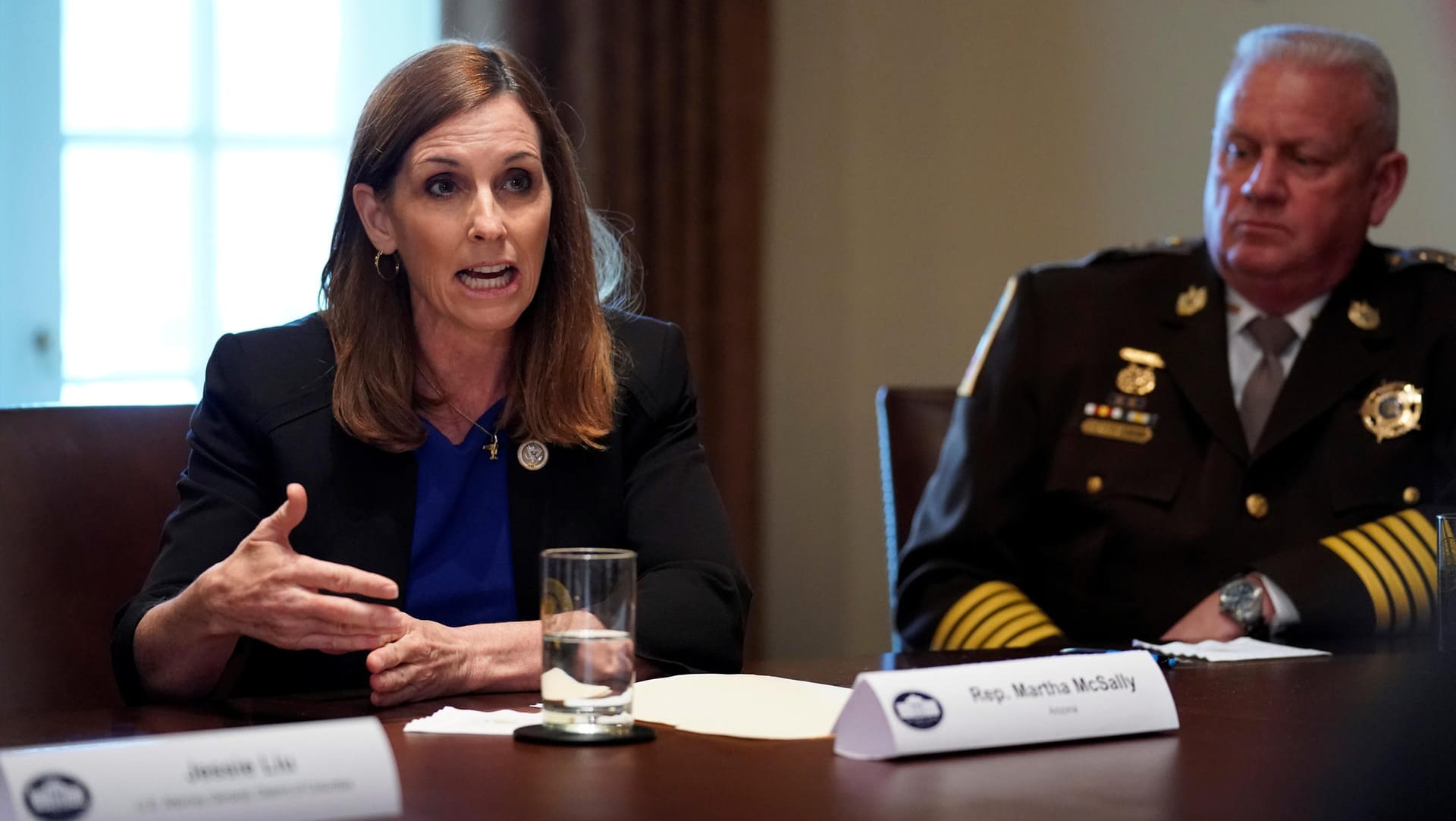 Martha McSally im Weißen Haus: Plötzlich ist Trump ihr "Freund"