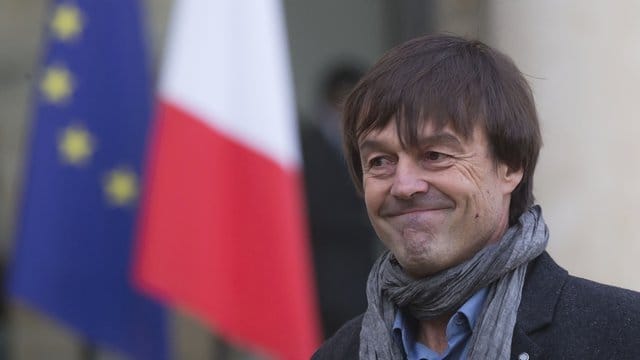 Umweltminister Nicolas Hulot verlässt den Elysee-Palast.