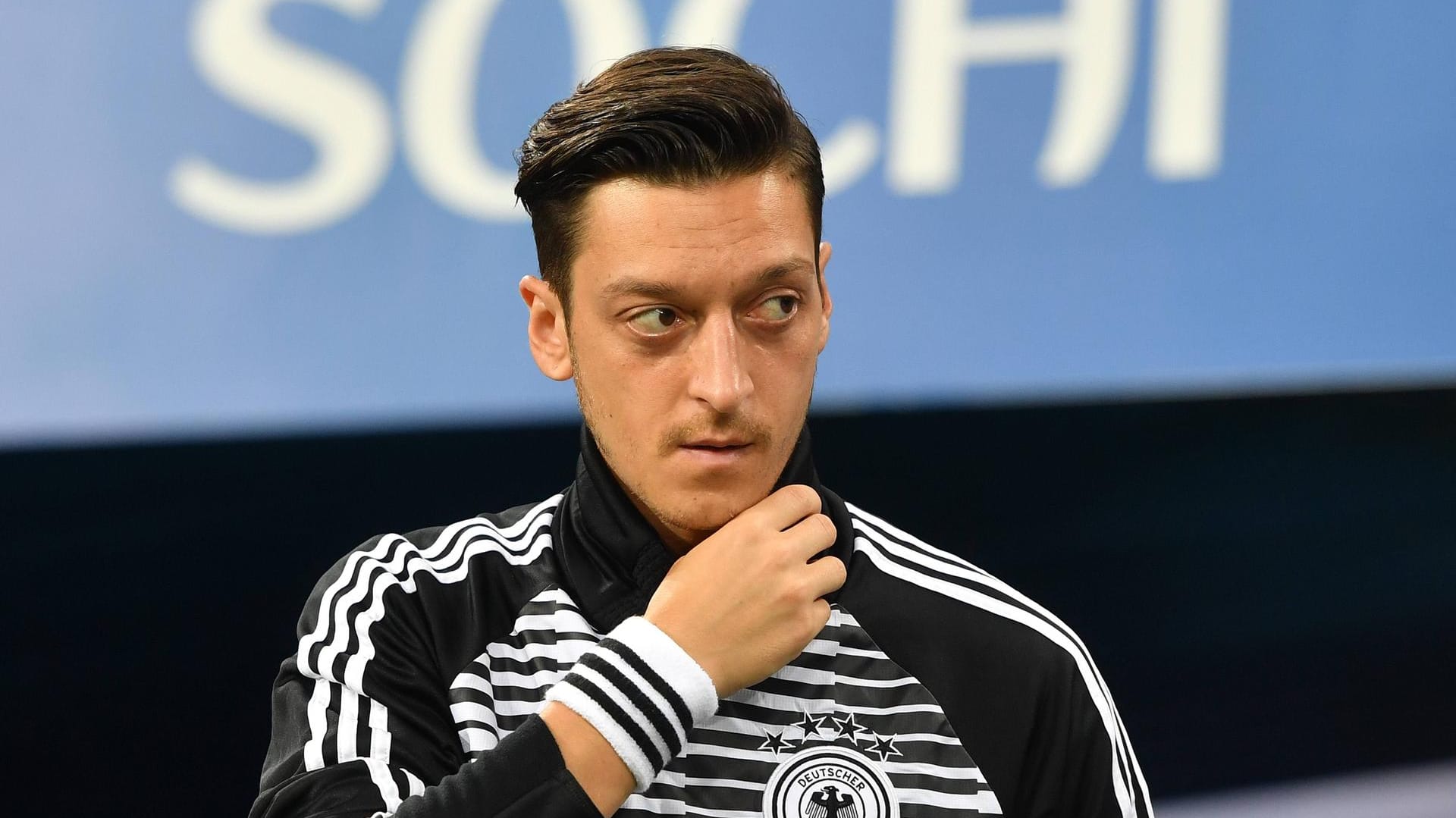 Mesut Özil: Nach der WM beendete der Arsenal-Star seine DFB-Karriere.