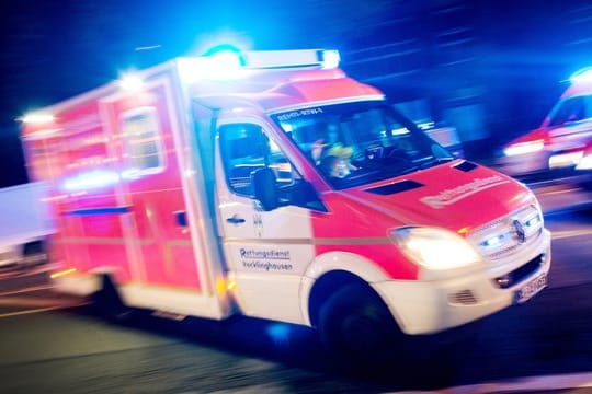 Wer Rettungskräfte von ihrem Einsatz abhält, macht sich strafbar.