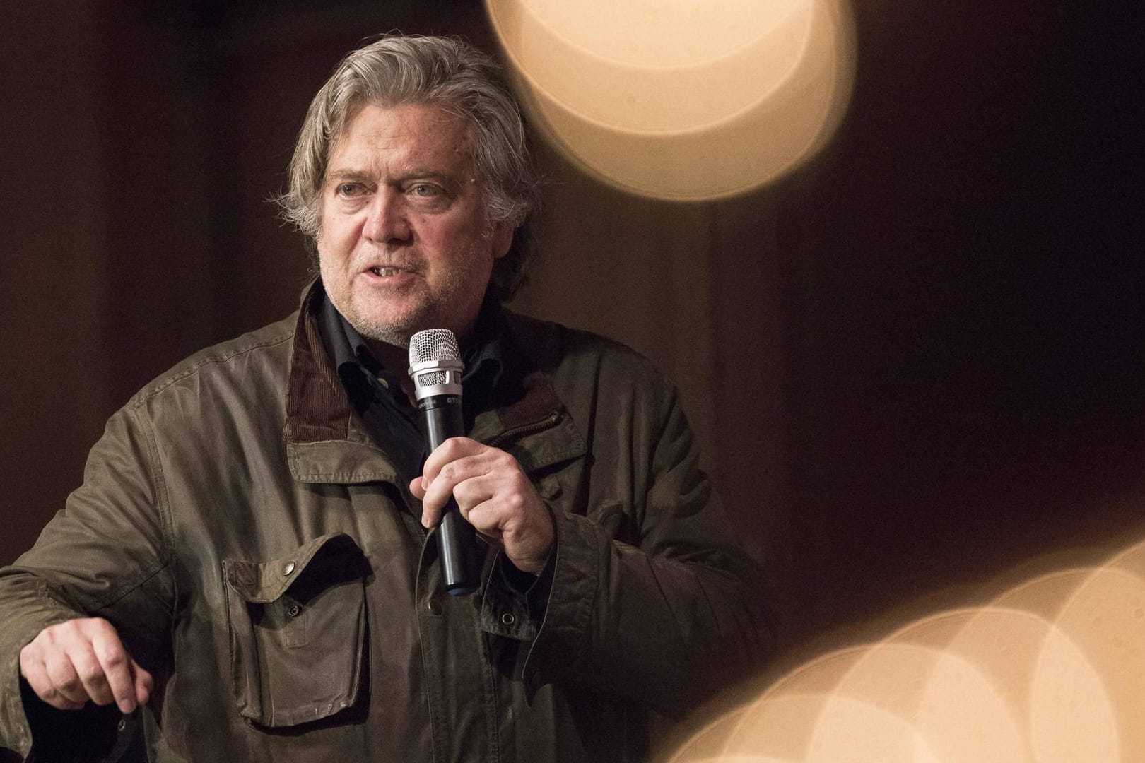 Steven Bannon: Einst Berater von US-Präsident Donald Trump will er jetzt die Rechten in Europa einen.