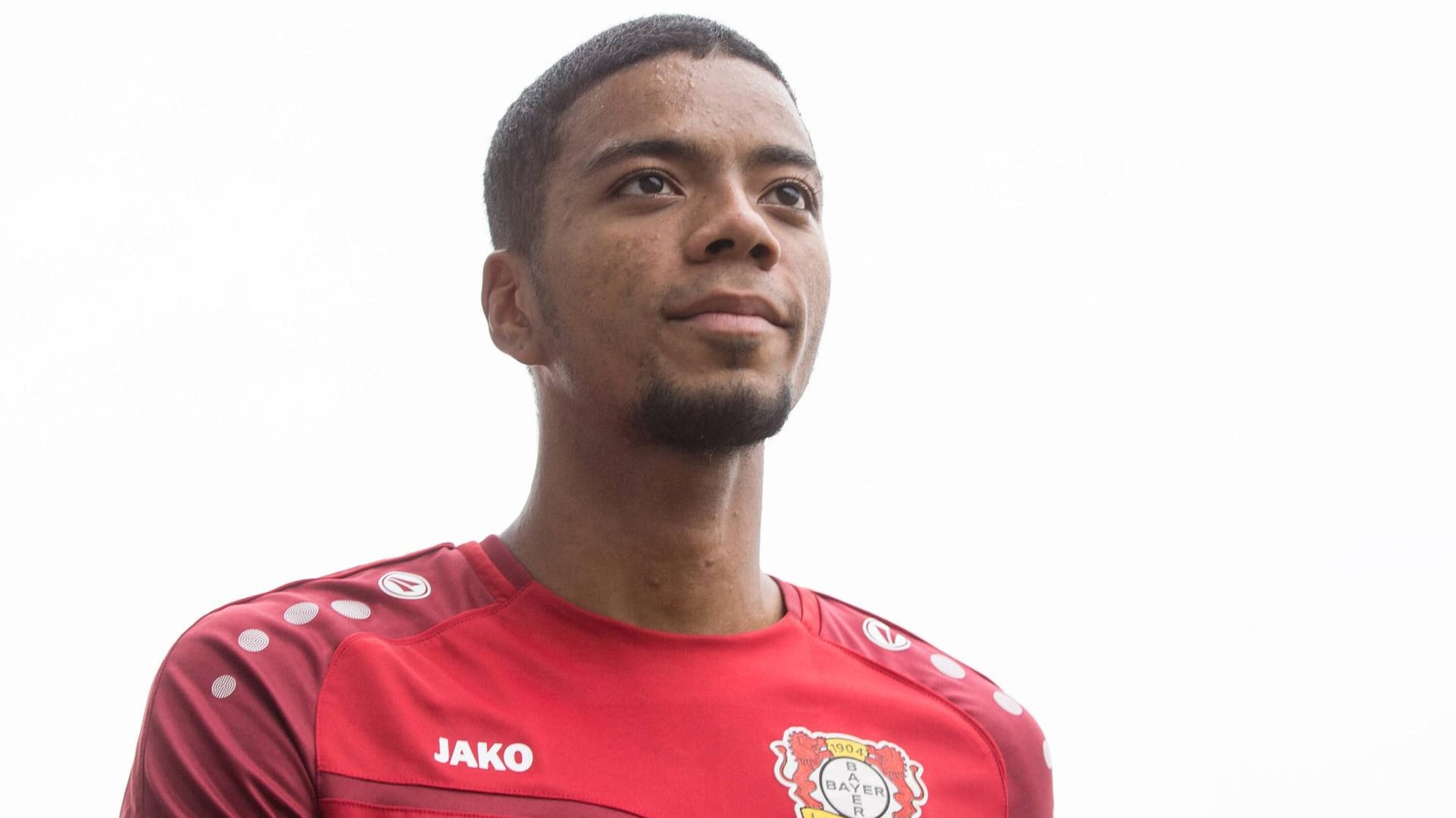 Benjamin Henrichs: Der frühere Nationalspieler verlässt Bayer Leverkusen.