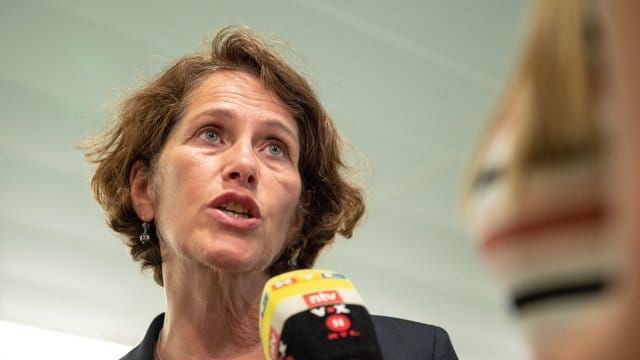 Nora Szasz Nora Szasz