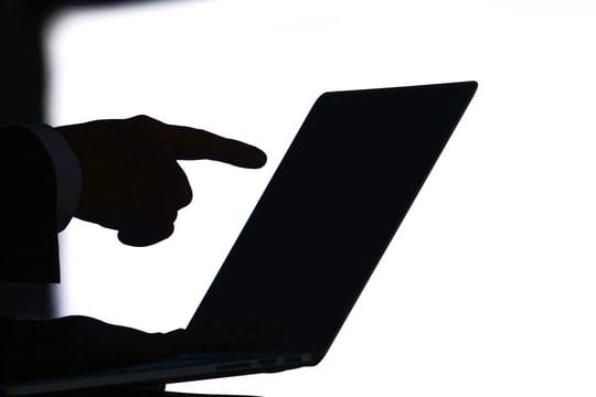 Die neue Cyberagentur soll ambitionierte Forschungs- und Entwicklungsvorhaben finanziell fördern und voranbringen.