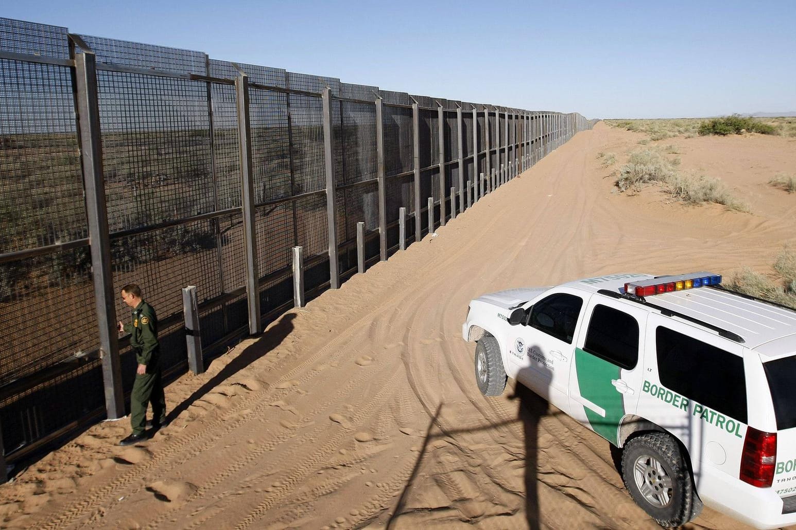 US-Grenzschützer in New Mexico: Wegen der Trennung von Einwandererfamilien an der Grenze steht die US-Regierung in der Kritik (Archivfoto).