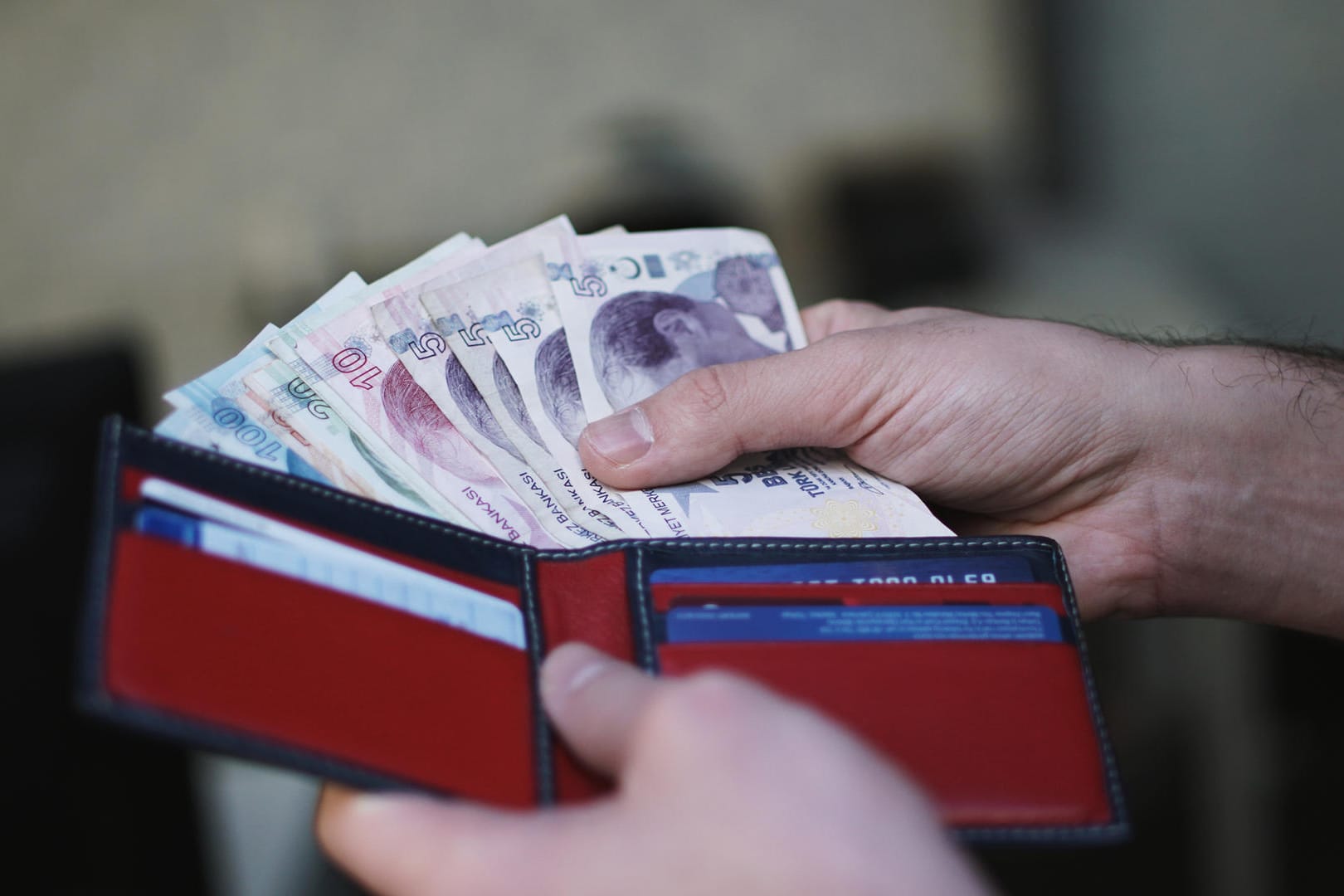 Lira-Krise: Das Defizit in der türkischen Handelsbilanz hat sich ausgeweitet. Lira-Krise: Das Defizit in der türkischen Handelsbilanz hat sich ausgeweitet.