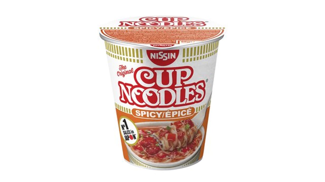 Die Nissin Foods GmbH ruft die "Cup Noodles" mit der Geschmacksrichtung "Spicy/Épicé" und den Mindesthaltbarkeitsdaten 01/2019 bis 06/2019 zurück.