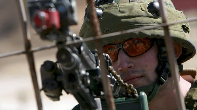 Ein US-Marine beim gemeinsamen Manöver mit den südkoreanischen Streitkäften. Ein US-Marine beim gemeinsamen Manöver mit den südkoreanischen Streitkäften.