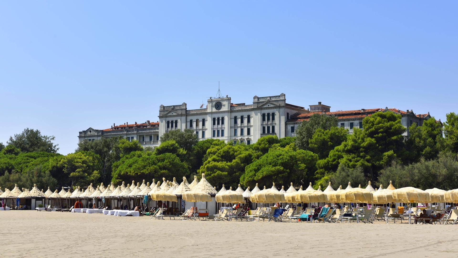 Grand Hotel des Bains: Für das 75. Filmfest wurde das Hotel wieder eröffnet.