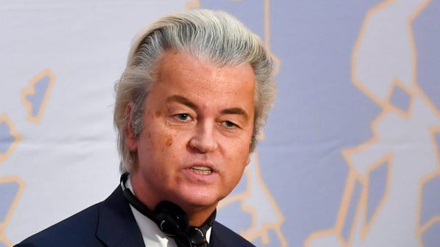 Der niederländische Rechtspopulist Geert Wilders plante einen Wettbewerb für Mohammed-Karikaturen. Der niederländische Rechtspopulist Geert Wilders plante einen Wettbewerb für Mohammed-Karikaturen.