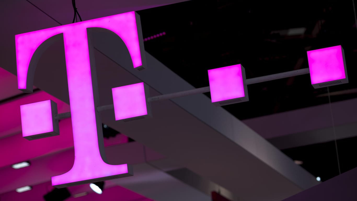 Telekom-Logo: Die Deutsche Telekom hat auf der IFA in Berlin neue Hardware-Angebote präsentiert.