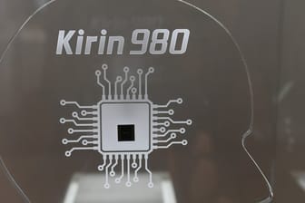 Der Huawei-Prozessor Kirin 980 soll die Leistung in Smartphones um 20 Prozent steigern und 40 Prozent weniger Energie verbrauchen als die bisherigen Top-Prozessoren.