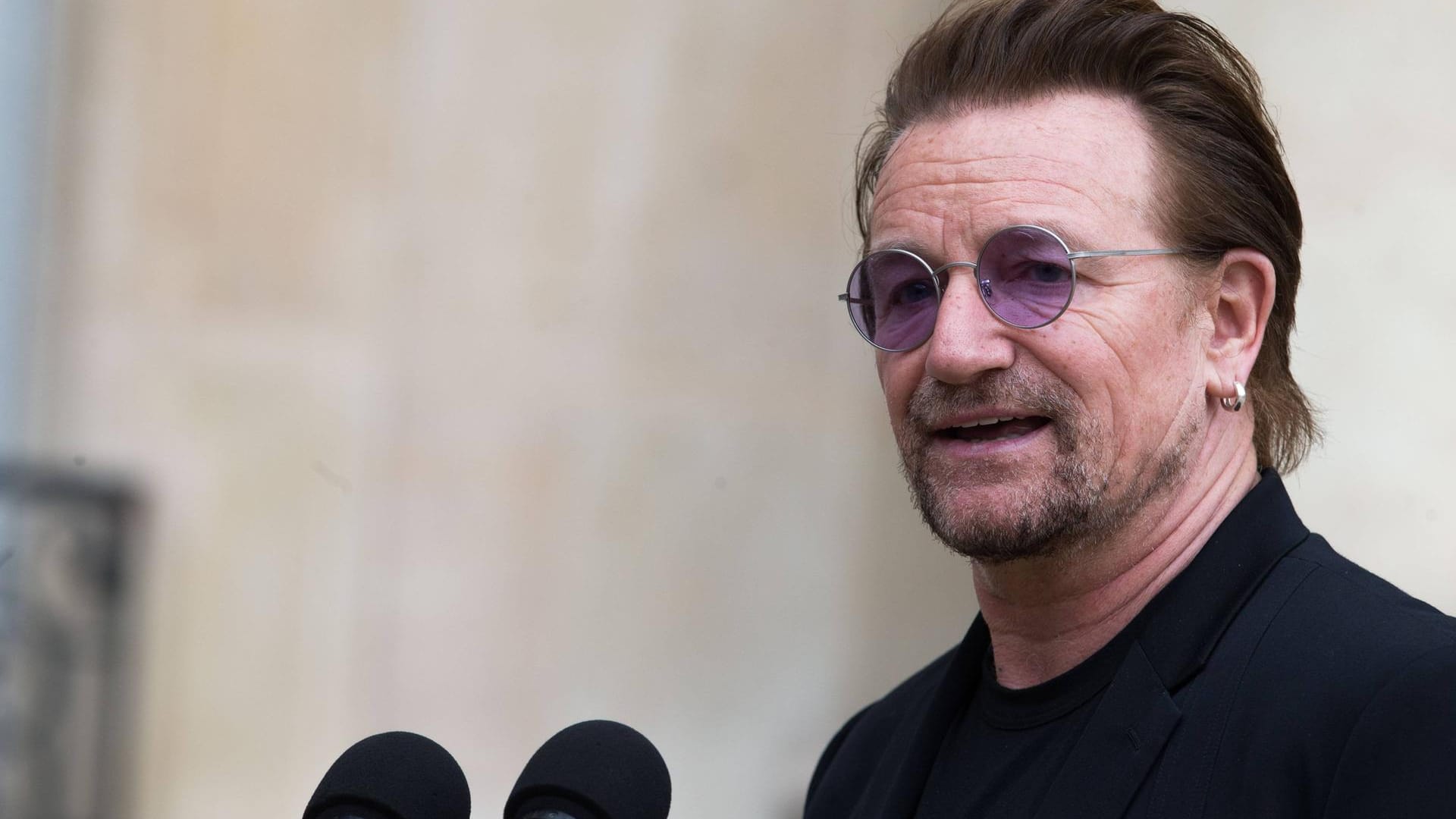 Bono: Seine Stimme hat versagt.