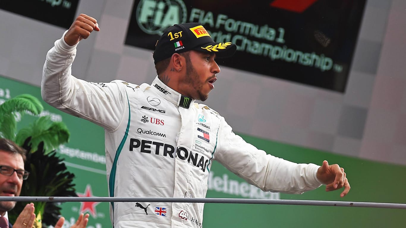 Lewis Hamilton: Der Mercedes-Pilot hat seinen WM-Vorsprung durch den Sieg in Monza wieder ausgebaut.