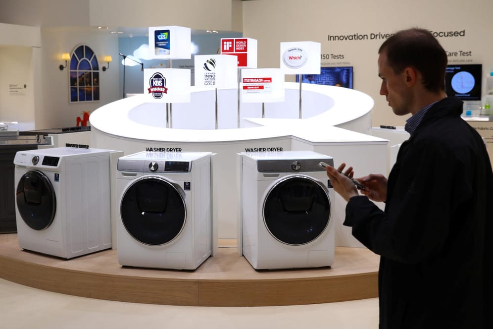 Waschmaschinen auf der IFA (Smybold): Laut dem LG-Technik-Chef sollen Haushaltsgeräte dank künstlicher Intelligenz länger ihren Wert behalten.