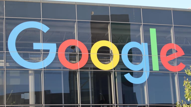 Das Logo von Google: Der Konzern begann vor 20 Jahren als Suchmaschine und ist heute eines der wichtigsten Tech-Unternehmen der Welt.