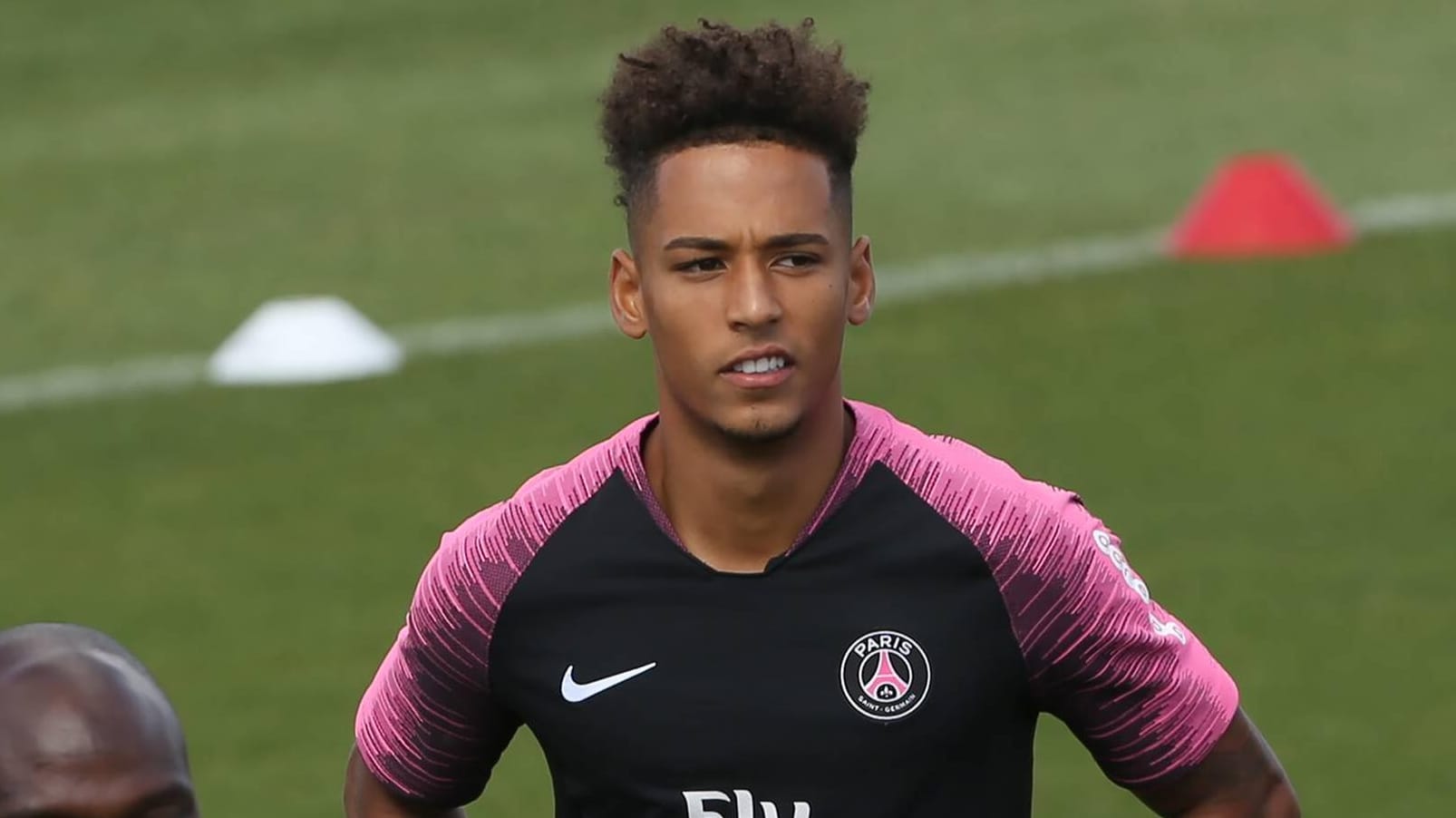 Hat in Paris einen Vertrag bis 2023: Thilo Kehrer.